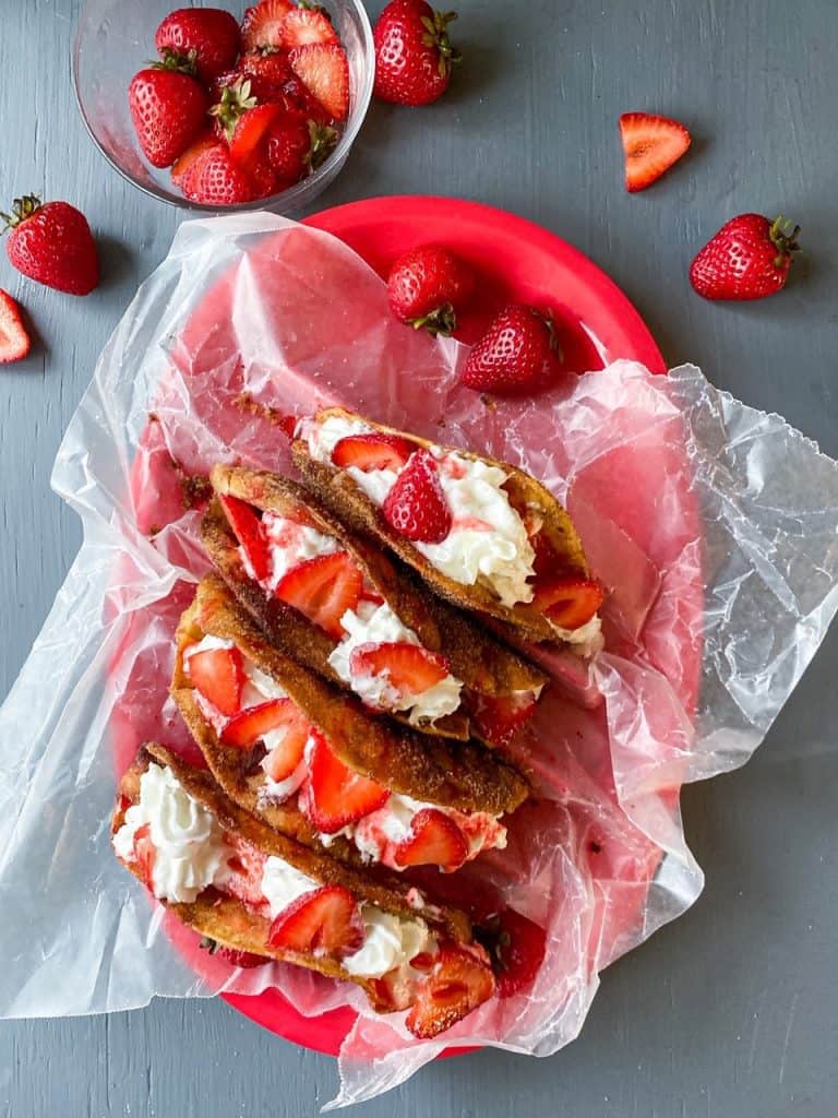 Churro dessert tacos