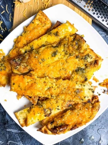 Air Fryer Cheesy Garlic Naan Bread