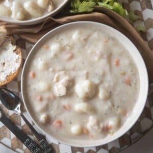 bowl of creamy chicken and gnocchi soup