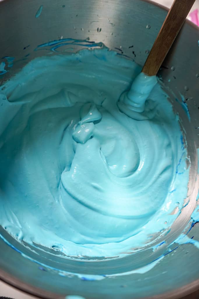 making cookie monster ice cream in a stand mixer