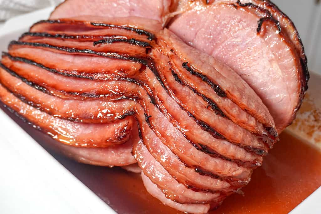 browned spiral ham with layers of slices