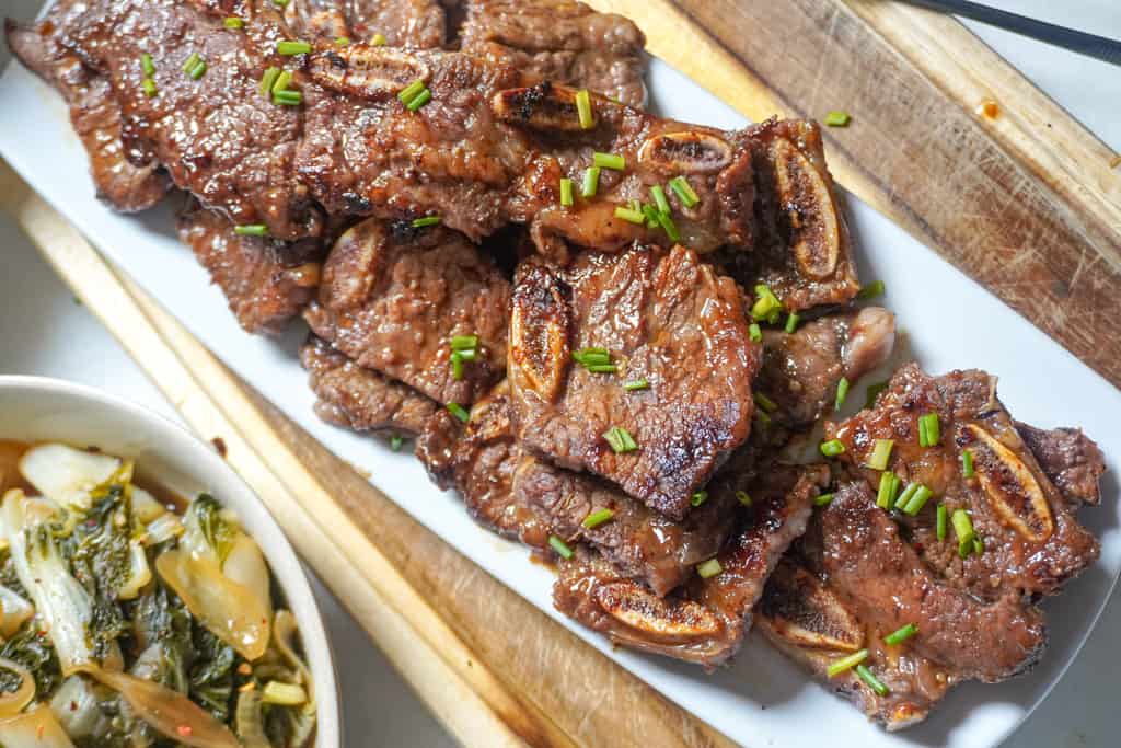 close up of flanken short ribs