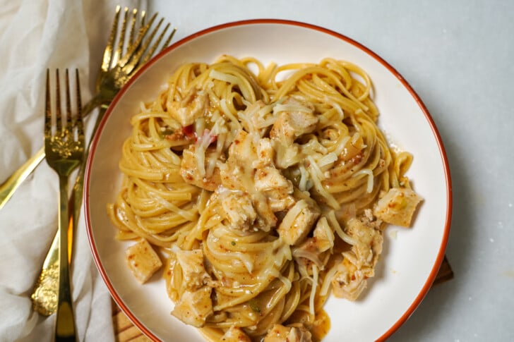 chicken tetrazzini served in a white bowl